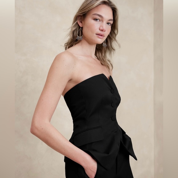 Banana Republic Factory Tops - New with tags BR Banana Republic BUTTON-FRONT TAILORED TOP strapless